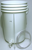 Bottling Bucket with spigot and bottle filler (item #6095)